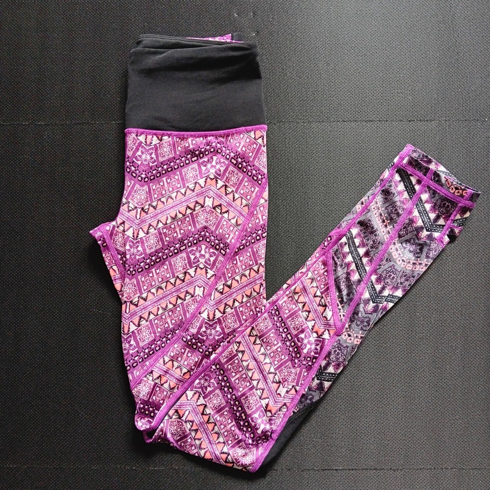 Victoria's Secret VSX Sport Leggings Women XS Purple Geometric Mesh